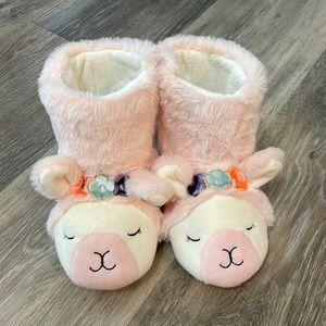 Cat & Jack Llama Slippers